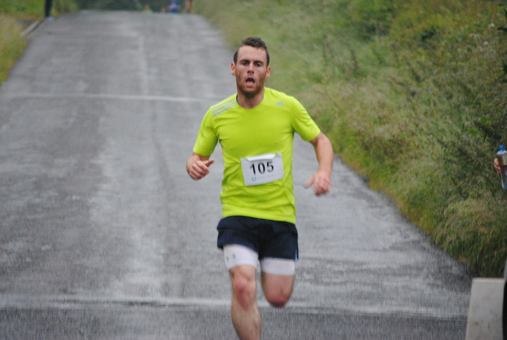 Carrera anual de 5 km y caminata recreativa en Fore Village, 2014.